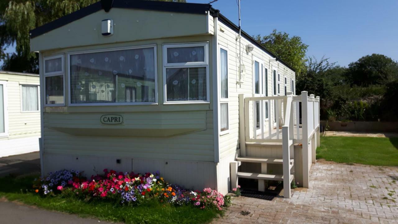 מלון לינקולן Caravan 8 Berth With Private Fishing מראה חיצוני תמונה